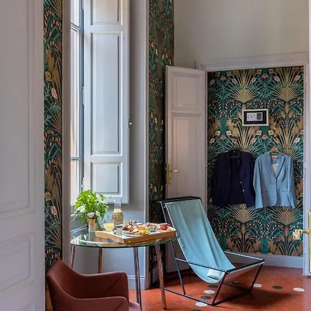 Hotel Glance In 3*