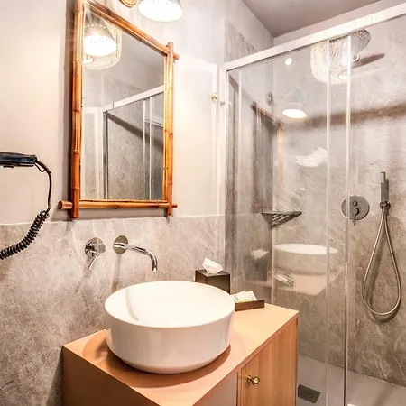 Hotel Glance In 3*