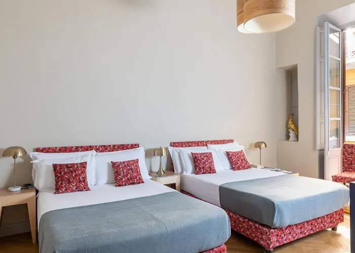Glance In Hotel Roma
